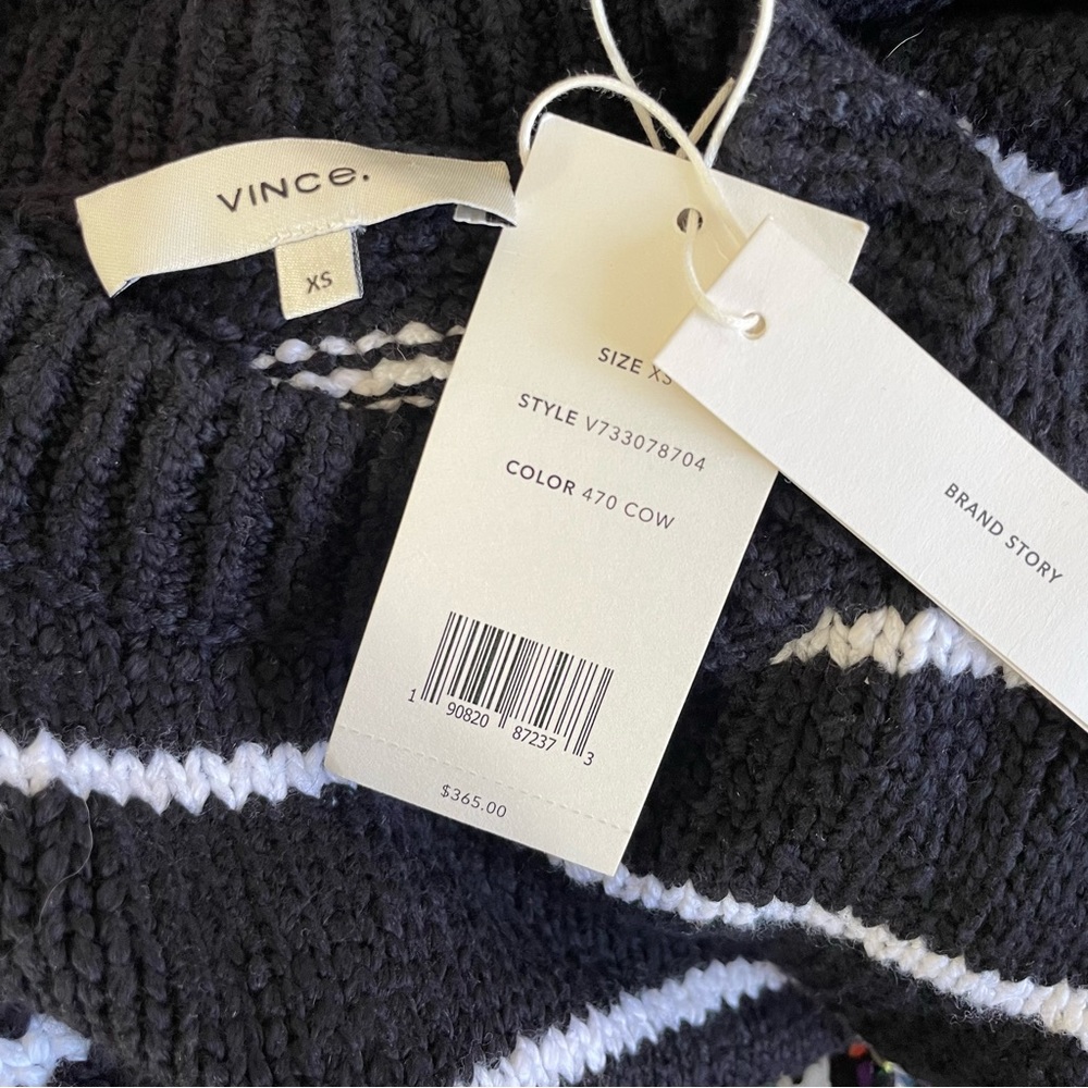 Vince Women's Textured Stripe Crew Neck Sweater NWT - Picture 7 of 8